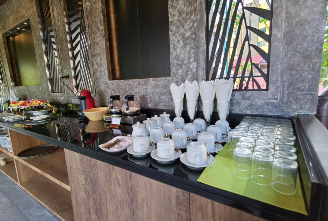 The Cliff Elegance Resort Ao Nang Esterno foto
